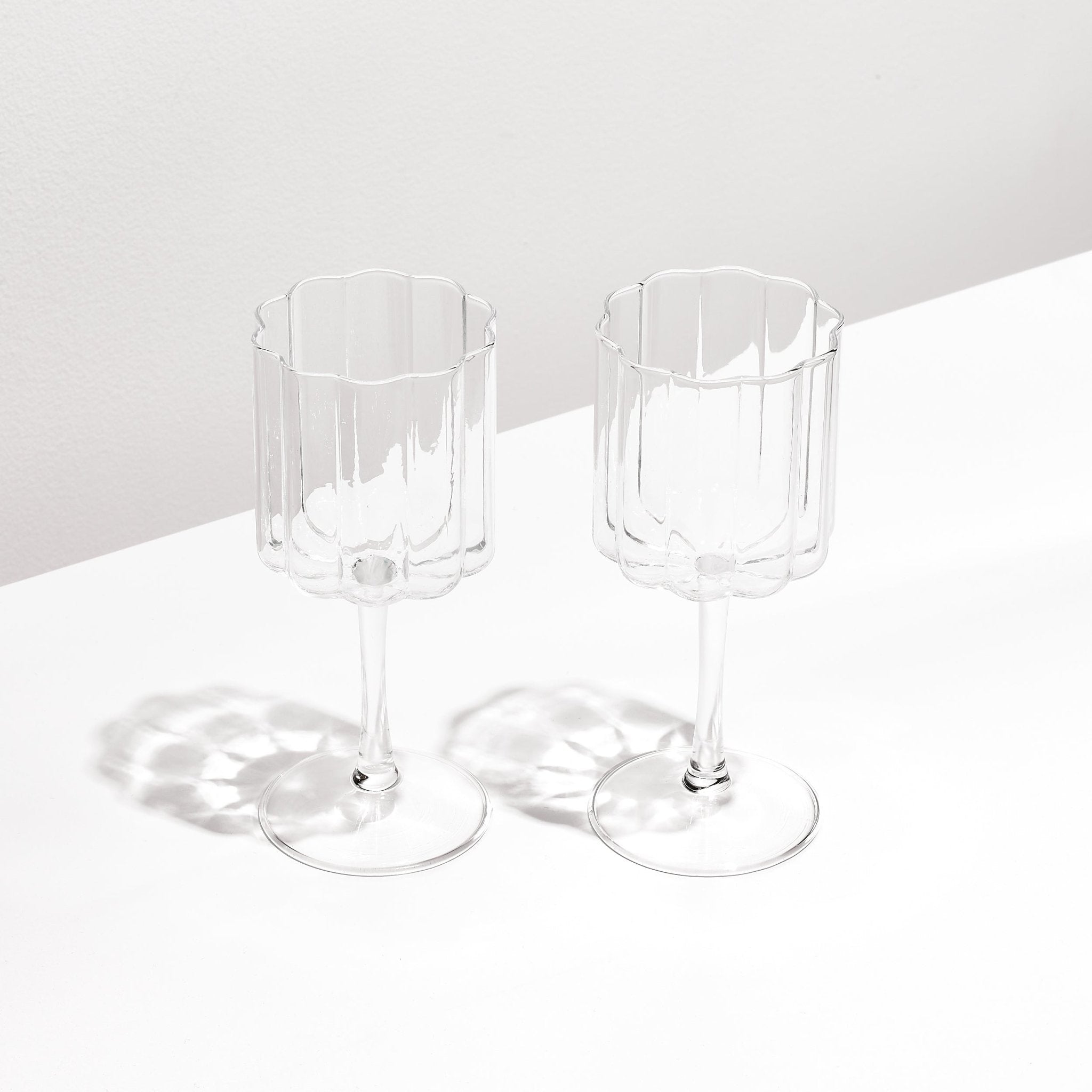 Fazeek - Wave Wine Glasses - Clear - Ensemble Studios