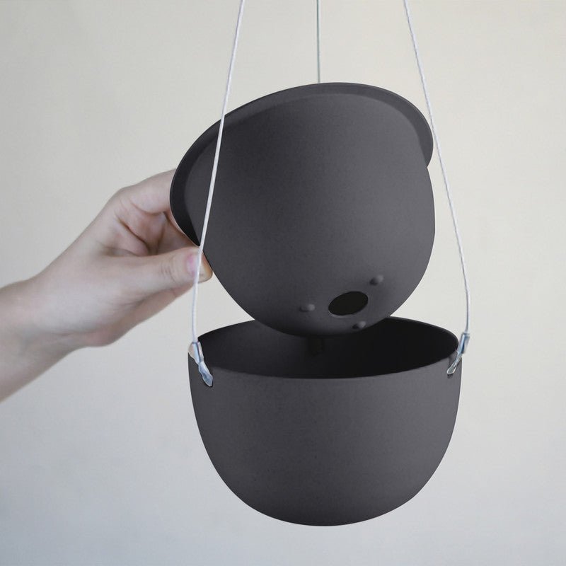 Kinto - Hanging Plant Pot - 174mm - Black - Ensemble Studios